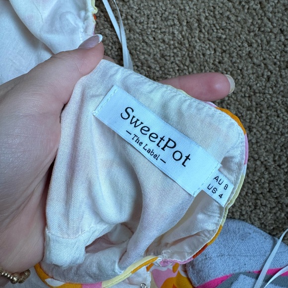 Princess Polly Dress - Picture 3 of 3